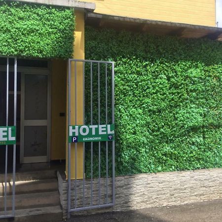 Orange Villa Hotel Tirana Exterior photo
